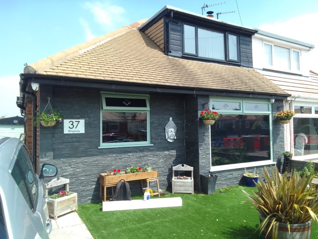 57-home-privacy-window-tinting