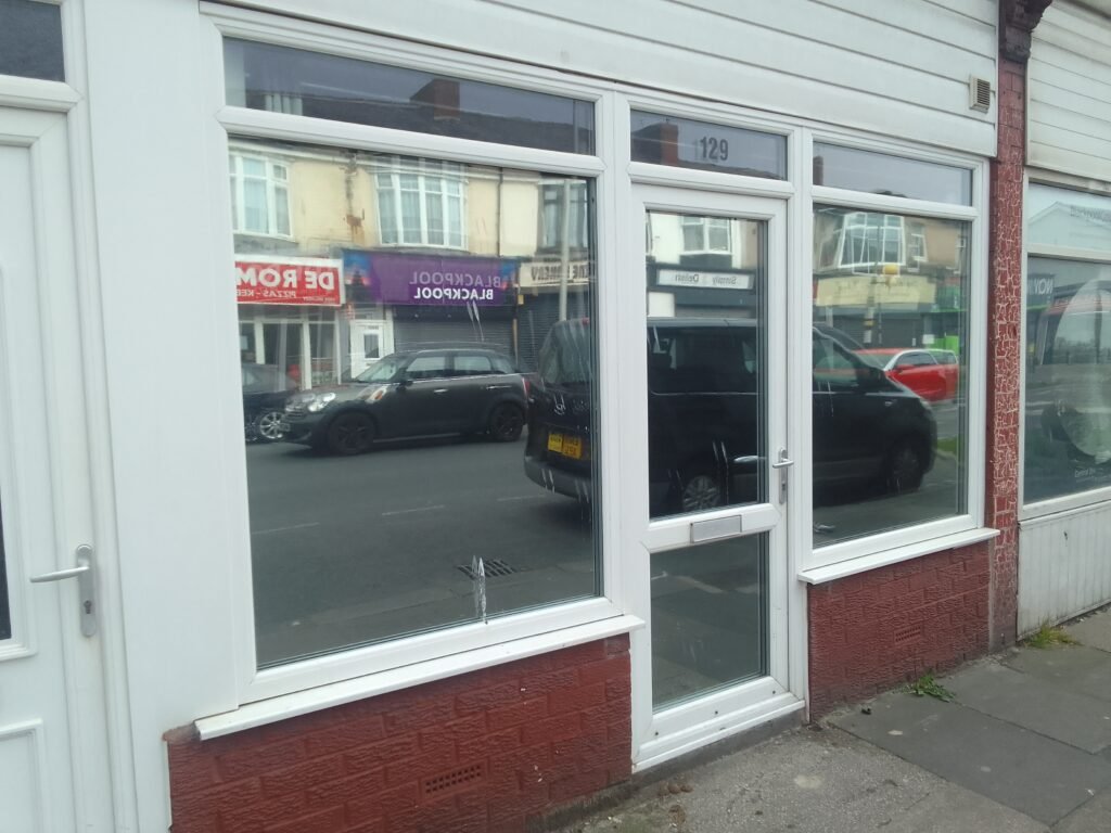 77-mirror-tinted-windows