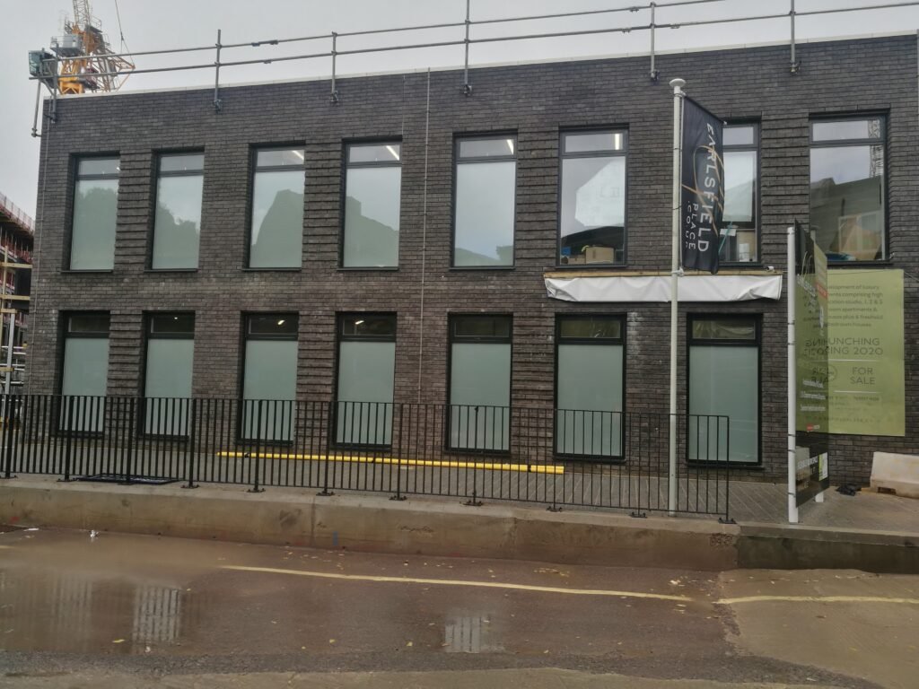 87-building-site-frosts-glass