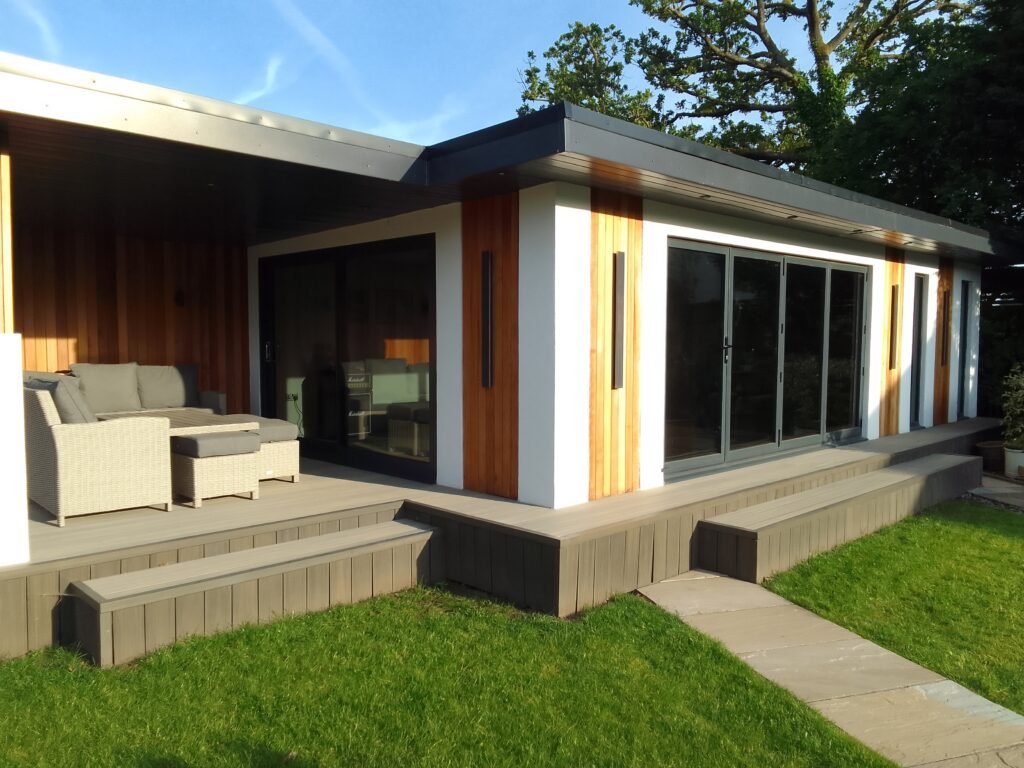 93-garden-summer-house-dark-glass